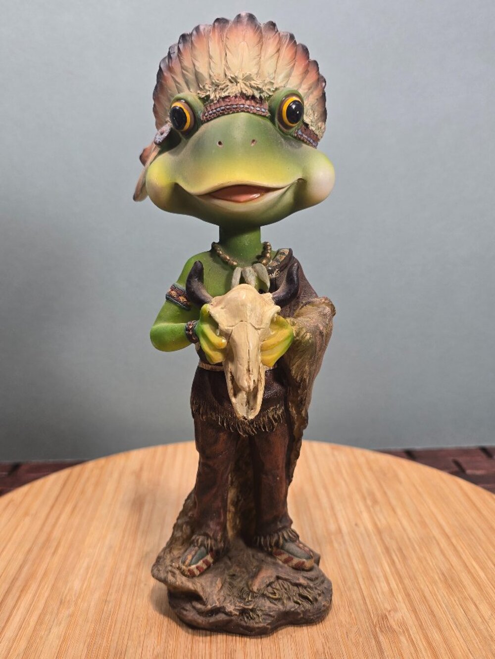 Vintage Indian Frog Bobble Head Medicine Man Cape w/ Skull 9" Tall Polyresin